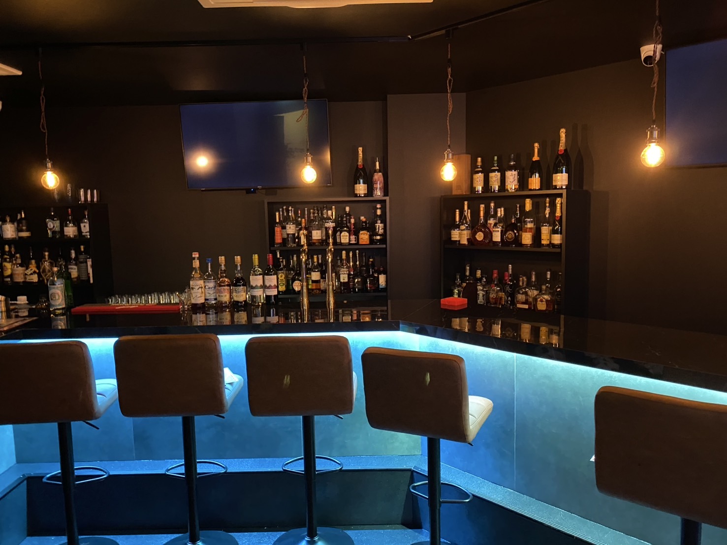 平井のガールズバー Bar Cheers 求人